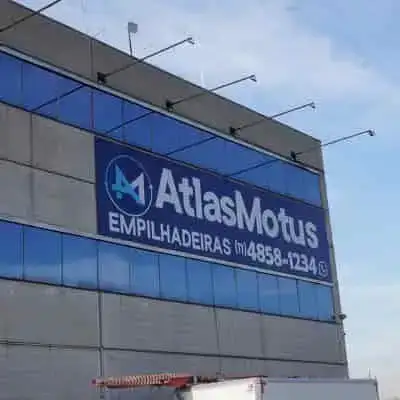 Empilhadeira Nova