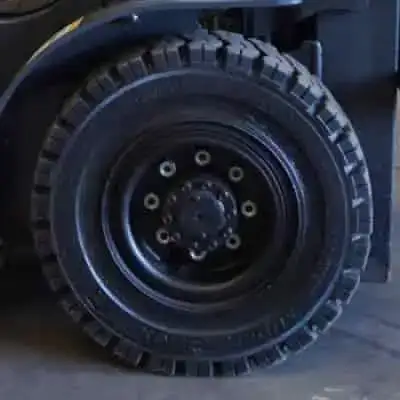Pneus para Empilhadeiras - 3