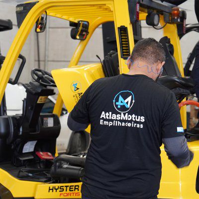 Manutenção de Empilhadeira a Combustão