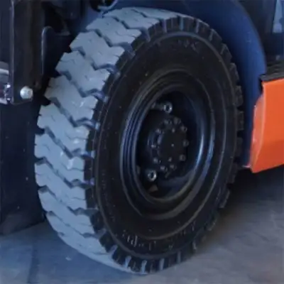 Pneu para Empilhadeira Hyster